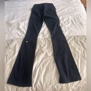 Alo Airbrush flare leggings